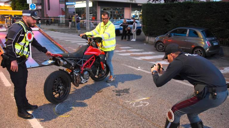 Incidente mortale a Riccione, perde la vita il meccanico Massimo Lunedei Incidente mortale a Riccione, perde la vita il meccanico Massimo Lunedei