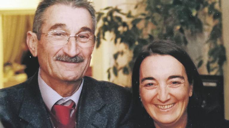 Giovanni Gamberini cede il testimone alla figlia Barbara Giovanni Gamberini cede il testimone alla figlia Barbara