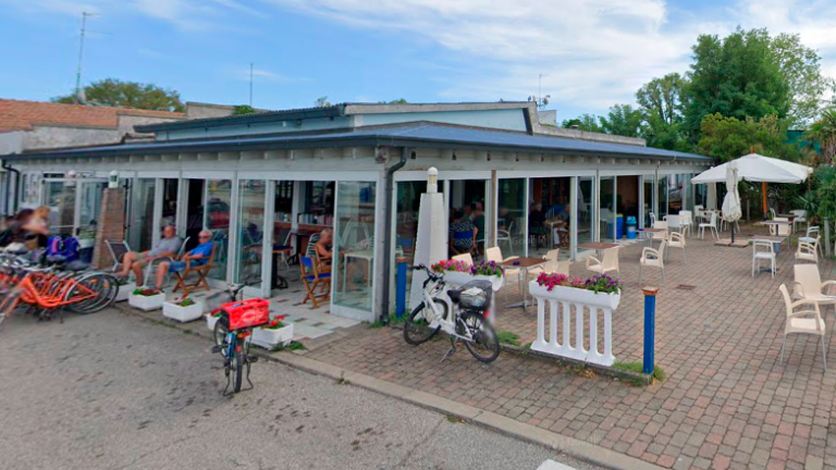 «Addio bar Timone»: per 57 anni ha fatto la storia di Marina di Ravenna