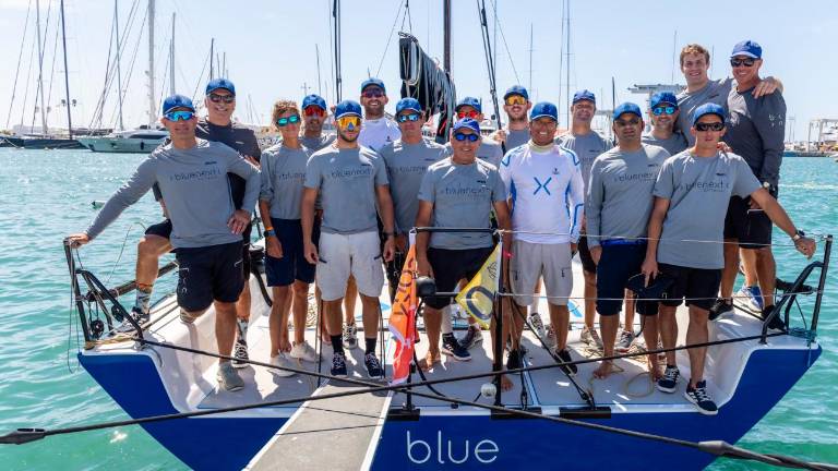 Vela, eccezionale Blue! La barca riminese al comando dell’Europeo ORC dopo la prima giornata Vela, eccezionale Blue! La barca riminese al comando dell’Europeo ORC dopo la prima giornata