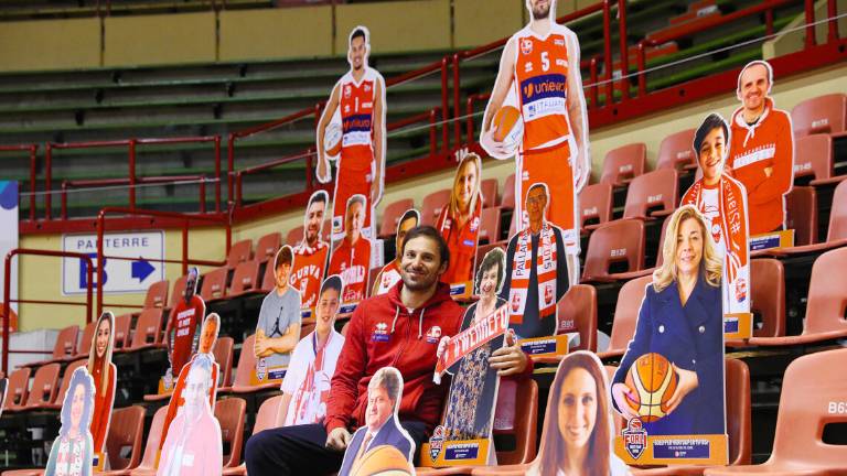 Basket A2, l'Unieuro lancia il progetto Best Fan Ever Basket A2, l'Unieuro lancia il progetto Best Fan Ever