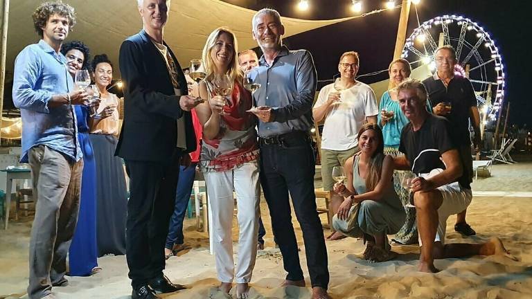 Rimini, c'è l'accordo: M5s sostiene Gloria Lisi sindaca Rimini, c'è l'accordo: M5s sostiene Gloria Lisi sindaca