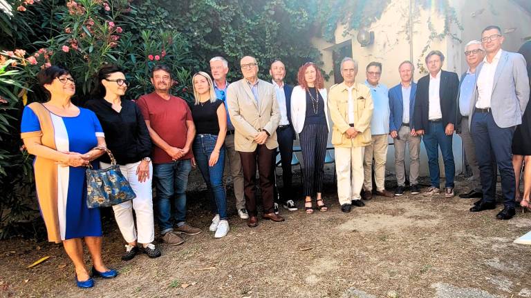 Il patto “Rete per l’abitare a Forlì” è stato siglato ieri tra associazioni, enti e Comune Il patto “Rete per l’abitare a Forlì” è stato siglato ieri tra associazioni, enti e Comune