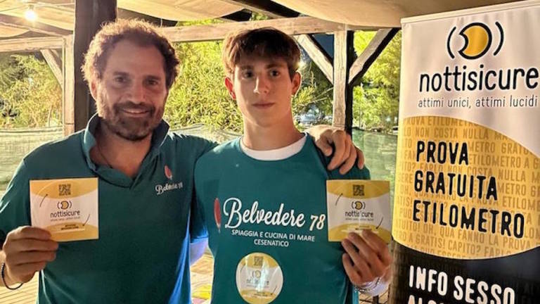 Cesenatico, al Bagno Belvedere padre e figlio ripropongono le feste zero eccessi per ragazzi dai 14 ai 18 anni Cesenatico, al Bagno Belvedere padre e figlio ripropongono le feste zero eccessi per ragazzi dai 14 ai 18 anni