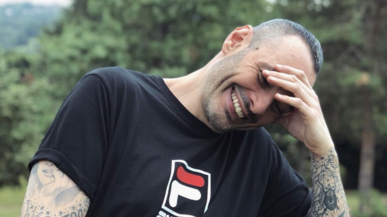 Caos live, Fabri Fibra il 17 luglio a Bologna Caos live, Fabri Fibra il 17 luglio a Bologna