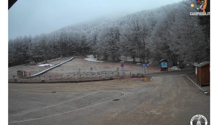 Gelate notturne sull'Appennino: -7 gradi sul Monte Falco. Temperature sottozero nella campagna forlivese e faentina Gelate notturne sull'Appennino: -7 gradi sul Monte Falco. Temperature sottozero nella campagna forlivese e faentina