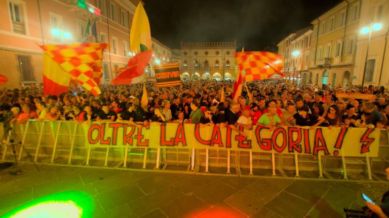 A Ravenna si è riaccesa la passione per il calcio VIDEO GALLERY A Ravenna si è riaccesa la passione per il calcio VIDEO GALLERY