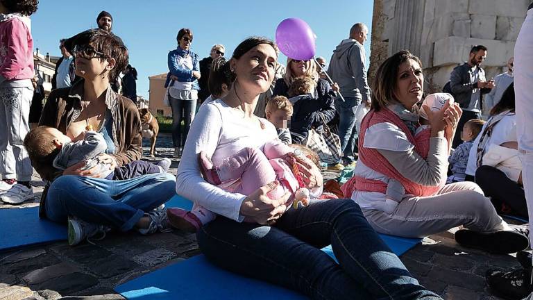 Appello di Ausl Romagna: c'è bisogno di latte materno Appello di Ausl Romagna: c'è bisogno di latte materno