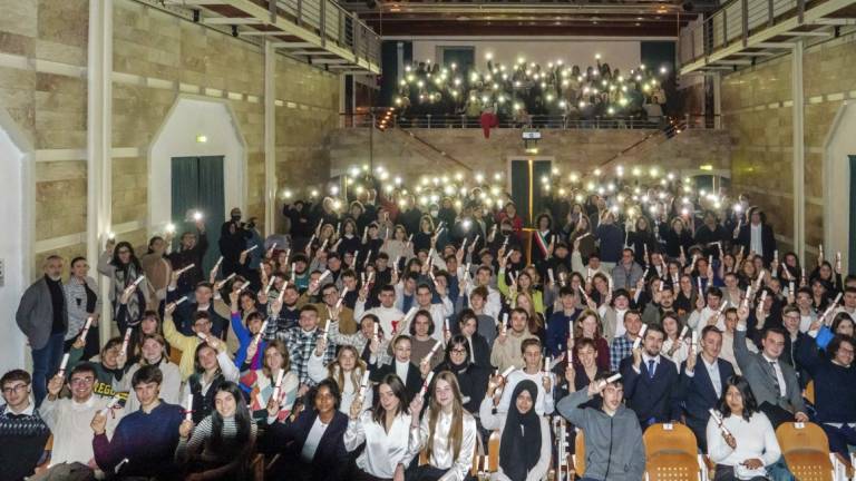 Rimini, cerimonia dei traguardi: premiati 220 studenti, ecco chi sono Rimini, cerimonia dei traguardi: premiati 220 studenti, ecco chi sono