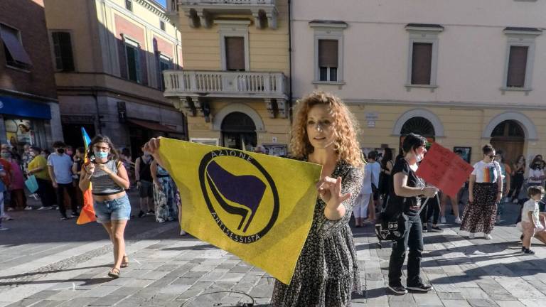 Imola, Rivolta Gaya per i diritti e contro le discriminazioni Imola, Rivolta Gaya per i diritti e contro le discriminazioni