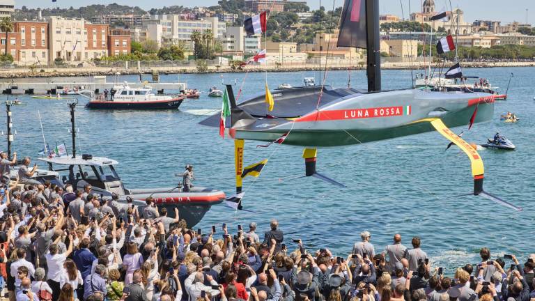 Vela. Ecco la nuova Luna Rossa. Da Sirena a Rosetti, tanti romagnoli nel team