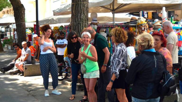 Lido di Savio, vincono i comitati: nuovo rinvio al taglio dei pini Lido di Savio, vincono i comitati: nuovo rinvio al taglio dei pini