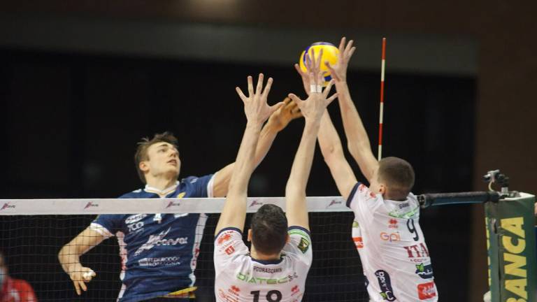 Volley Superlega, la Consar si inchina alla superiorità di Trento Volley Superlega, la Consar si inchina alla superiorità di Trento