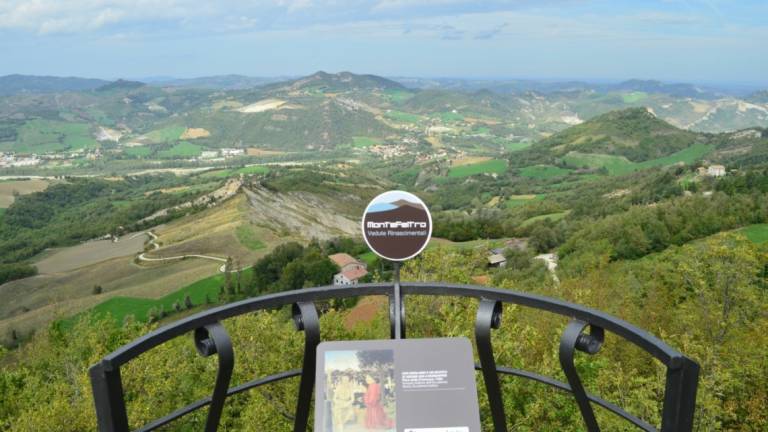 Turismo: 9 balconi per ammirare i paesaggi di Piero Della Francesca e Leonardo da Vinci Turismo: 9 balconi per ammirare i paesaggi di Piero Della Francesca e Leonardo da Vinci