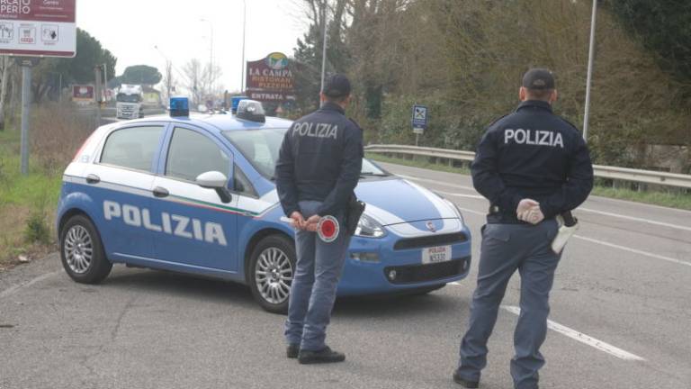 Brutale rapina ad anziana, trovata refurtiva a tre minori Brutale rapina ad anziana, trovata refurtiva a tre minori
