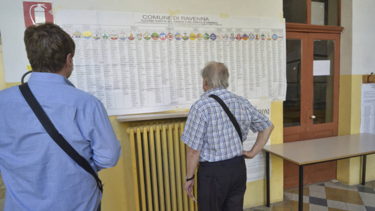 Ravenna, bassa l'affluenza definitiva: al voto solo il 54% Ravenna, bassa l'affluenza definitiva: al voto solo il 54%