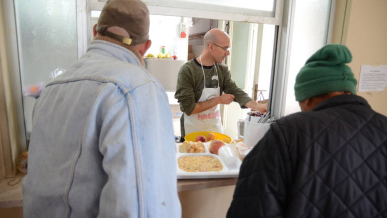 Forlì, il Comune aiuta la mensa dei poveri Forlì, il Comune aiuta la mensa dei poveri