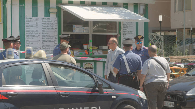 Omicidio di Lido Adriano, la 51enne: Mi ha aggredito, mi sono difesa Omicidio di Lido Adriano, la 51enne: Mi ha aggredito, mi sono difesa