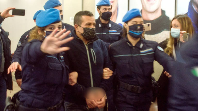 Delitto di Ilenia, l'ex marito: Volevo solo intimidirla Delitto di Ilenia, l'ex marito: Volevo solo intimidirla