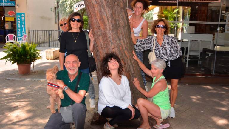 La gioia dei residenti e dei comitati (Foto Fiorentini) La gioia dei residenti e dei comitati (Foto Fiorentini)