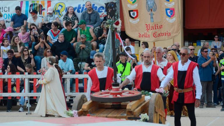 Lugo, la contesa Estense va al rione De’ Brozzi Lugo, la contesa Estense va al rione De’ Brozzi