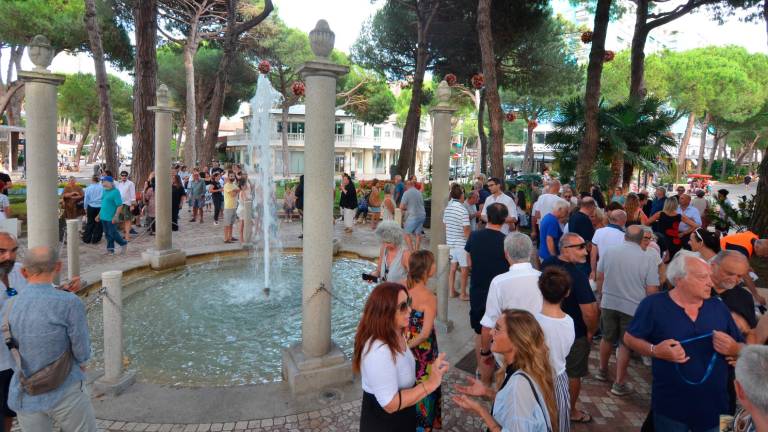 Milano Marittima, protestano in 200 contro la “malamovida” Milano Marittima, protestano in 200 contro la “malamovida”
