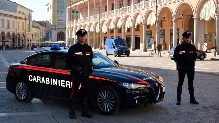 Faenza, in casa aveva la base dello spaccio: arrestato giovane pusher Faenza, in casa aveva la base dello spaccio: arrestato giovane pusher
