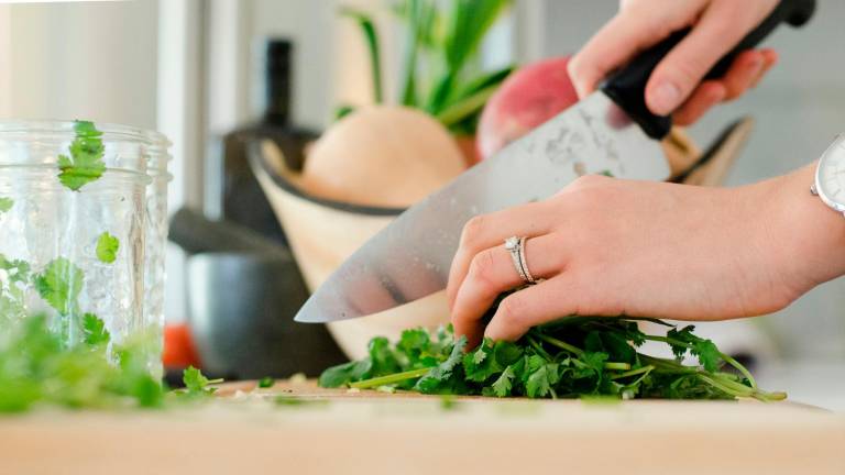 Home food e Home restaurant, tante richieste nel Forlivese: “Il telefono squilla di continuo” Home food e Home restaurant, tante richieste nel Forlivese: “Il telefono squilla di continuo”