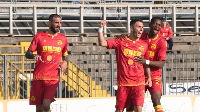 Calcio D, il Ravenna punta sul suo pubblico per i play-off Calcio D, il Ravenna punta sul suo pubblico per i play-off
