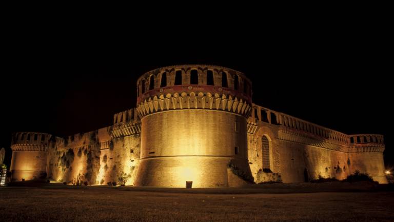 Imola, concerti a mezzanotte nella Rocca sforzesca Imola, concerti a mezzanotte nella Rocca sforzesca