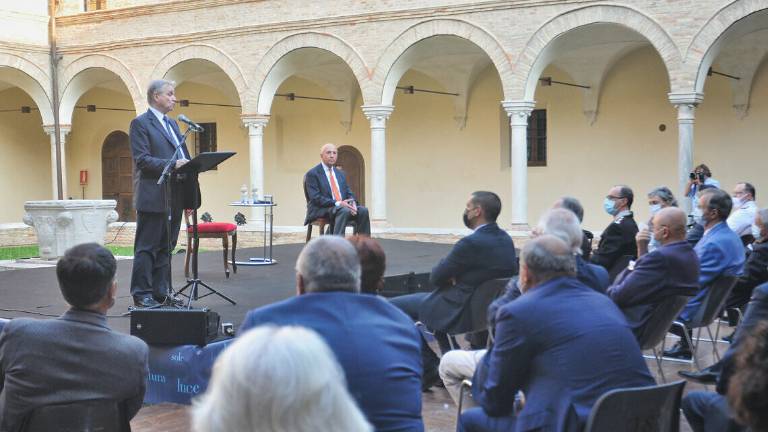 Bankitalia, il governatore Visco a Ravenna per Dante 700 Bankitalia, il governatore Visco a Ravenna per Dante 700