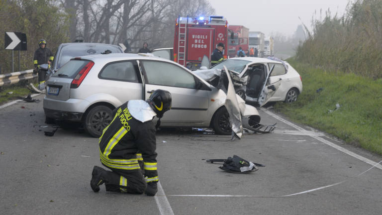 Ravenna, incidente sulla Ravegnana. Muore donna di 35 anni Ravenna, incidente sulla Ravegnana. Muore donna di 35 anni