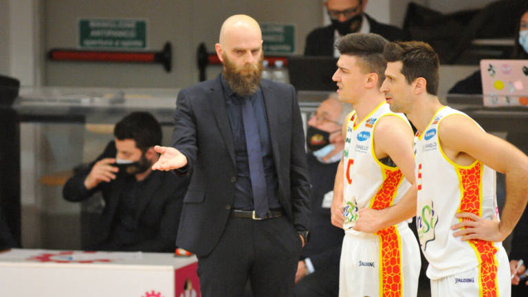 Basket A2 play-off, l'OraSì ora ci crede e sfida Tortona in gara3 Basket A2 play-off, l'OraSì ora ci crede e sfida Tortona in gara3