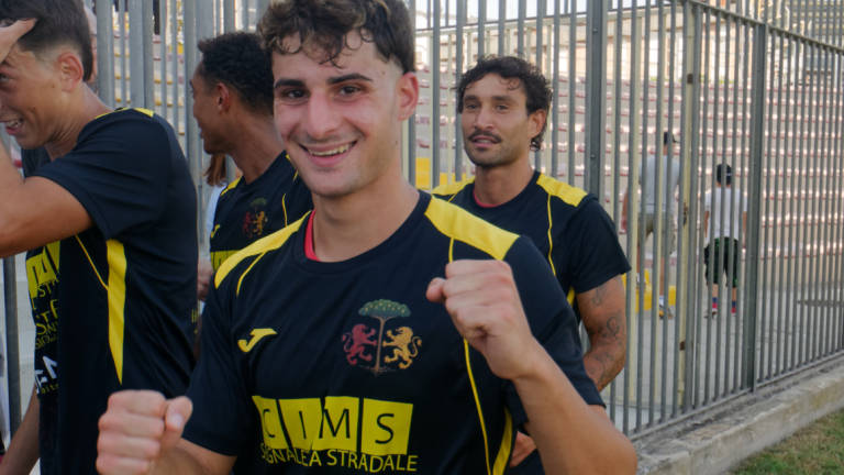 Calcio D, Che bel Ravenna: battuta la Pistoiese. La Sammaurese fa... il Forlì mentre i Galletti e l'Imolese vanno ko Calcio D, Che bel Ravenna: battuta la Pistoiese. La Sammaurese fa... il Forlì mentre i Galletti e l'Imolese vanno ko