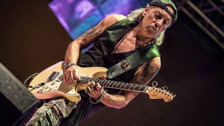 Nubifragio su Cesenatico: posticipato a domani il concerto di Ricky Portera al Bagno Wanda Nubifragio su Cesenatico: posticipato a domani il concerto di Ricky Portera al Bagno Wanda