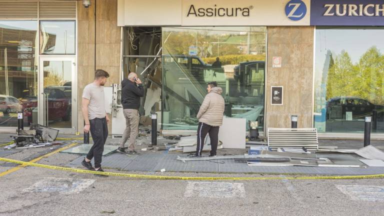 San Marino, assalto al bancomat con l'esplosivo San Marino, assalto al bancomat con l'esplosivo