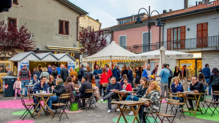 Riccione Paese, una fiera dedicata alle rosole Riccione Paese, una fiera dedicata alle rosole