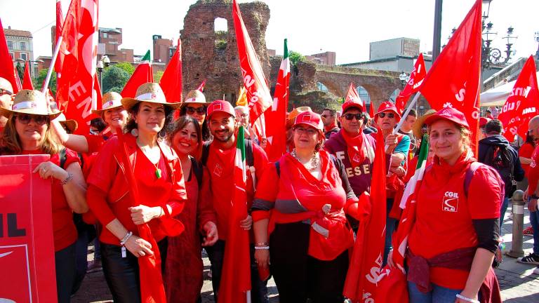 Forlì, “lavoro, no allo sfruttamento nell’agroalimentare”: la Cgil in piazza lunedì 26 maggio Forlì, “lavoro, no allo sfruttamento nell’agroalimentare”: la Cgil in piazza lunedì 26 maggio