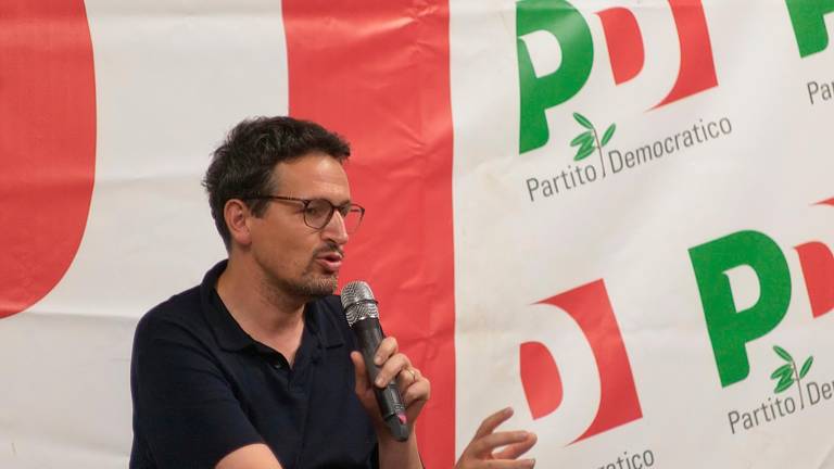 Il sindaco di Ravenna Alessandro Barattoni (foto Fiorentini) Il sindaco di Ravenna Alessandro Barattoni (foto Fiorentini)
