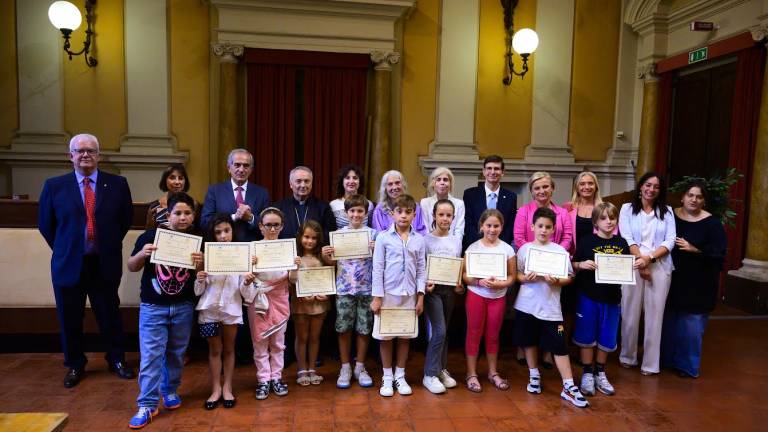 Forlì. Proclamati gli ambasciatori di pace e dei diritti umani Forlì. Proclamati gli ambasciatori di pace e dei diritti umani