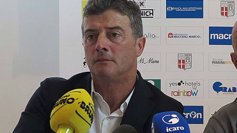 Calcio, Ecco le regole per chi vuole il Rimini - VIDEO Calcio, Ecco le regole per chi vuole il Rimini - VIDEO