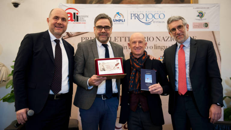 Scarponi vince a Roma il concorso Salva la tua lingua locale Scarponi vince a Roma il concorso Salva la tua lingua locale