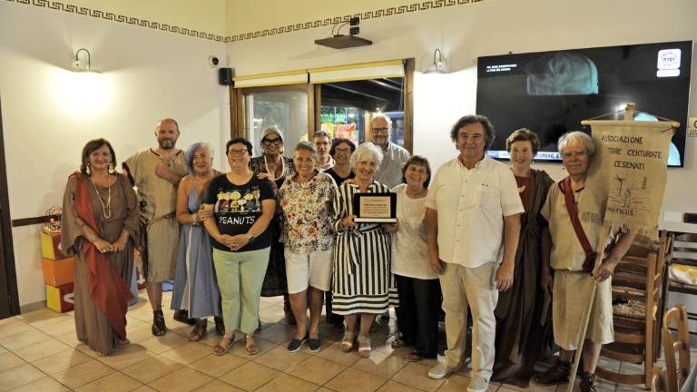 Consegnato il premo Bella di Cesena a Cucine Popolari Consegnato il premo Bella di Cesena a Cucine Popolari