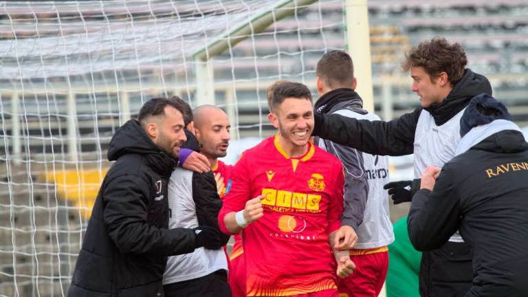 Calcio serie D, il Ravenna piega il Rimini e riapre il campionato Calcio serie D, il Ravenna piega il Rimini e riapre il campionato