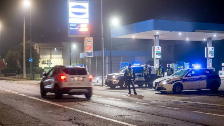 Riccione, tre ubriachi alla guida: multe da 543 a 2.170 euro Riccione, tre ubriachi alla guida: multe da 543 a 2.170 euro