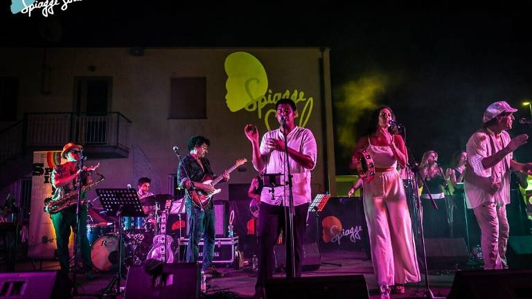 Spiagge Soul Holy Fellas, domani sera concerto in piazza del Popolo a Ravenna Spiagge Soul Holy Fellas, domani sera concerto in piazza del Popolo a Ravenna