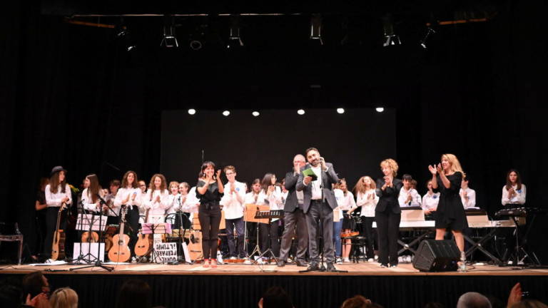 Rimini, i saggi finali dell'Istituto Alighieri Rimini, i saggi finali dell'Istituto Alighieri