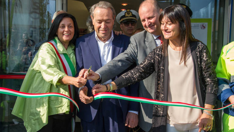 A Riccione inaugura l'Emporio solidale nella sede ex Tucker A Riccione inaugura l'Emporio solidale nella sede ex Tucker