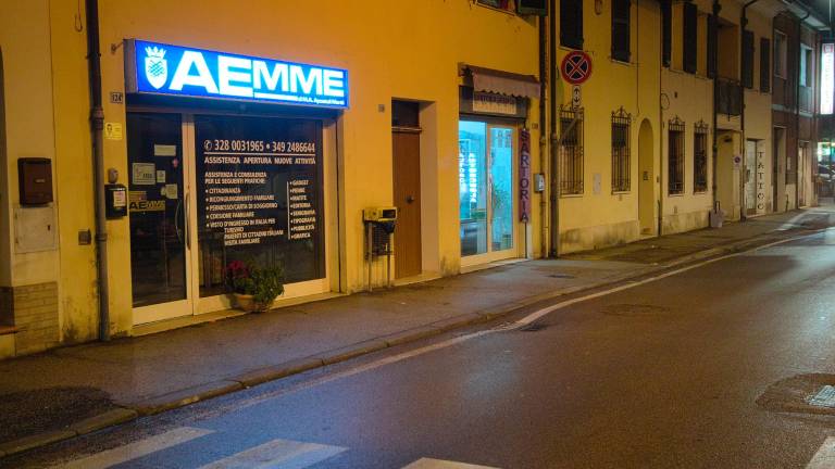 L’agenzia AEmme aperta dalle due imputate L’agenzia AEmme aperta dalle due imputate