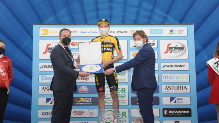 Ciclismo, Coppi e Bartali: Vingegaard vince anche a San Marino Ciclismo, Coppi e Bartali: Vingegaard vince anche a San Marino